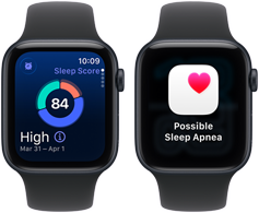 To Apple Watch SE 3-enheter med urkasser av aluminium i midnatt, som viser søvnscore og en varsling om mulig søvnapné på skjermene