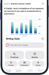Skärm som visar ett jobbmejl med ett diagram och Apple Intelligence-promptar nedanför som erbjuder hjälp från skrivverktyg
