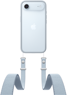 iPhone Air, taustapuoli, taivaansininen väri, Fusion-kamerajärjestelmä lähellä yläreunaa, Apple-logo keskellä, kiinnitetty olkahihna ja vaaleanharmaa suojakehys