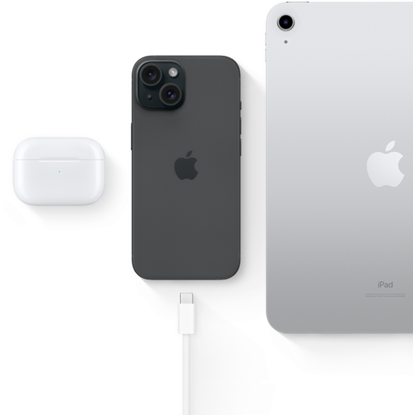 USB-C-liittimellä varustetun iPhone 15:n kuvassa näkyy, että AirPods Pro ‑kuulokkeita ja iPadia voidaan käyttää samalla liittimellä