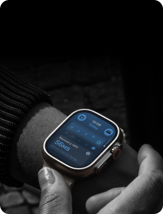 Person med Apple Watch Ultra 4 på håndleddet, dagens vitalparaetre er 
